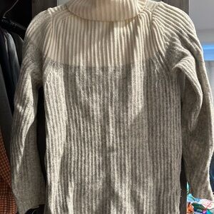 Banana Republic Gray Cowl Turtleneck Sweater with Ribbed Texture